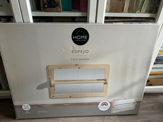 Espejo Home Creation con barra para bebés
