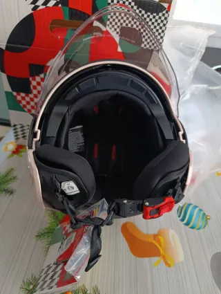 Vendo casco moto rosa SIN USAR