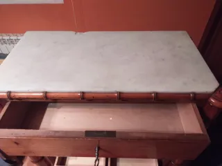 Aparador escritorio madera y mármol