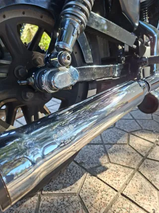 Harley-Davidson Sportster 883 Iron.