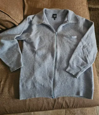 Maglioncino- cardigan celeste polvere