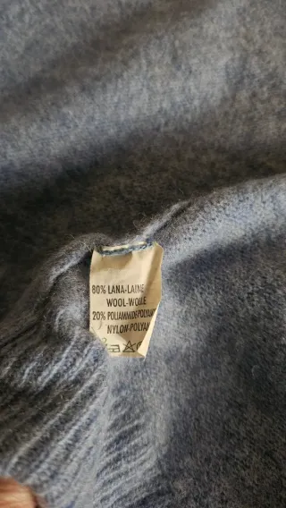 Maglioncino- cardigan celeste polvere