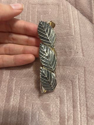 Pulsera hojas plateadas