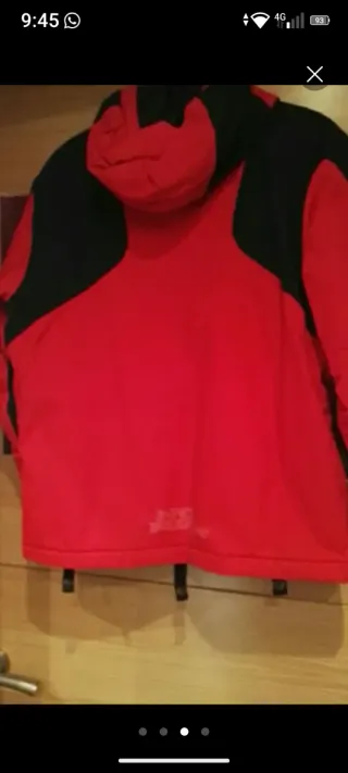 Chaqueta NO FEAR roja y negra