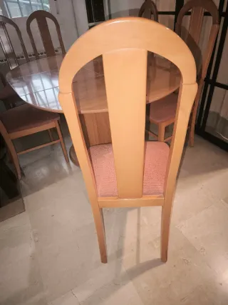 Mesa comedor redonda extensible y 6 sillas