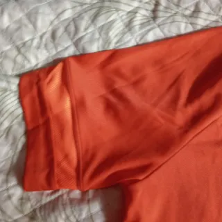 Camiseta deportiva Nike naranja Talla M