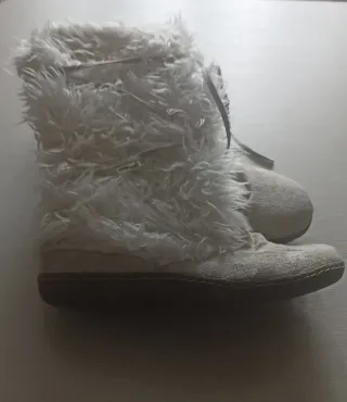 Botas Coolway efecto pelo blanco