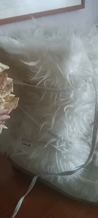 Botas Coolway efecto pelo blanco