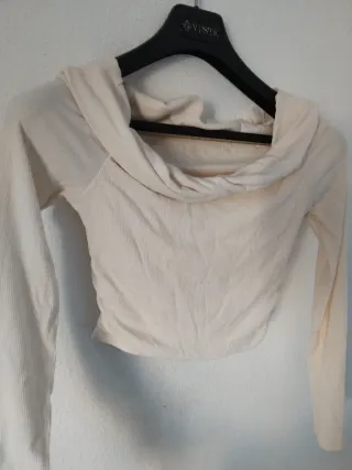 Camiseta beige manga larga