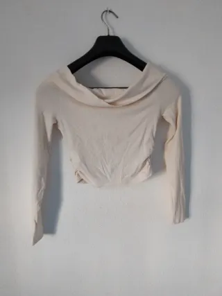 Camiseta beige manga larga