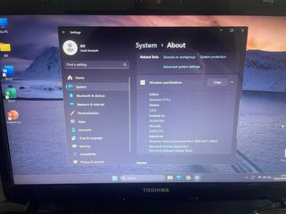 Toshiba Satellite L755 Portátil