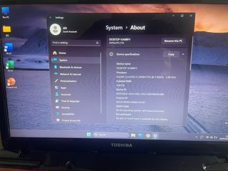 Toshiba Satellite L755 Portátil