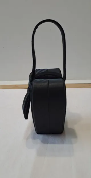 Borsetta a cuore nera Swarovski