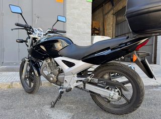 Honda CBF 250 Negra.