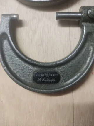 2 Micrómetros Antiguos Mitutoyo