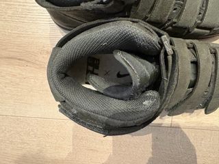 Zapatillas altas color caqui con velcro