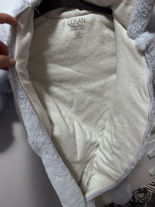 Buzo polar de bebé con capucha