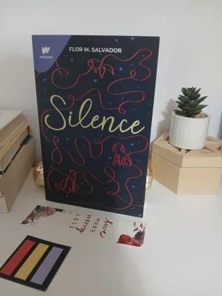 Libro Silence Flor M Salvador