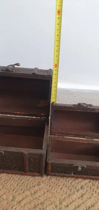 Cofre antiguo decorado