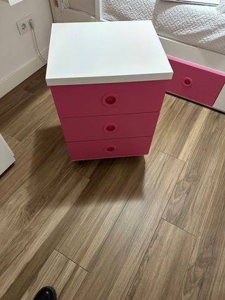 Cajonera y cama infantil