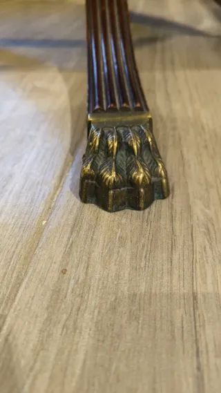 Mesa redonda extensible marquetería