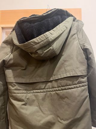 Abrigo Zara TRF Verde caqui Talla M