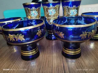 5 Vasos y 4 Copas Cristal Azul Cobalto y Dorado