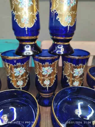 5 Vasos y 4 Copas Cristal Azul Cobalto y Dorado