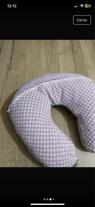 Cojín de lactancia con funda lavable