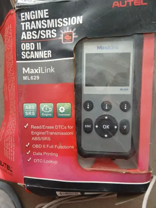 Escáner MaxiLink ML629 OBD II