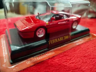 Modellino Ferrari 288 GTO 1:43
