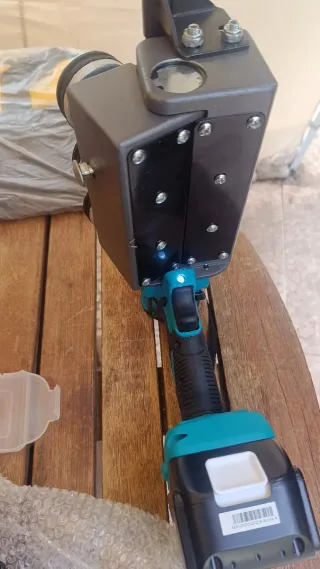 Extractor de Cables Eléctrico a Batería