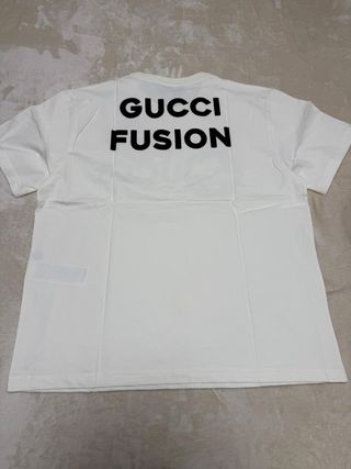 Camiseta Gucci perro Shiba Inu