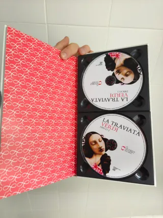 La Traviata: Libreto + 2 CD-ROM Ópera