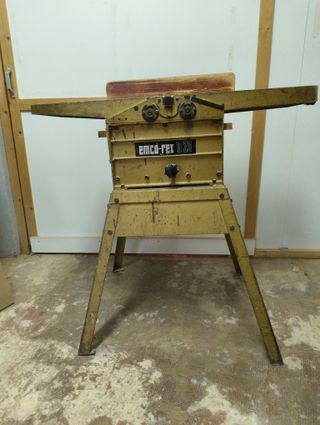 Regruesadora EMCO-Rex D20