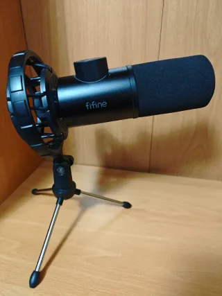 Micrófono Fifine K658 RGB