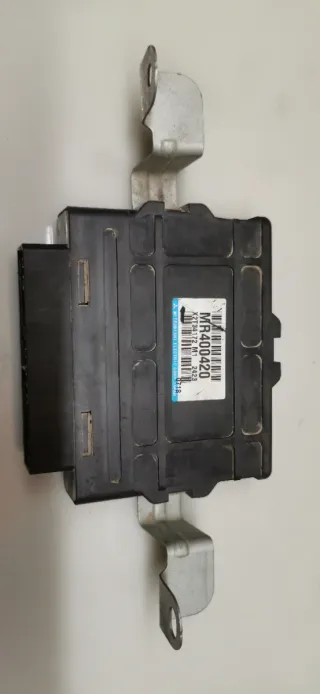 Módulo Electrónico Mitsubishi Montero V60