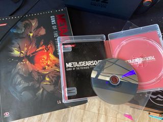 Metal Gear Solid 4 + Guía Oficial PS3