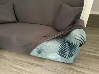 Sofá 2 plazas + fundas con fondo vegetal y gris