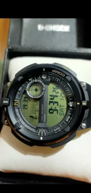 Reloj Casio SGW-600 Twin Sensor world time Map