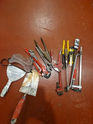 Lote herramientas + caja