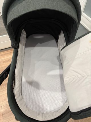 Cochecito Mutsy Flow 2 en 1 con adaptadores