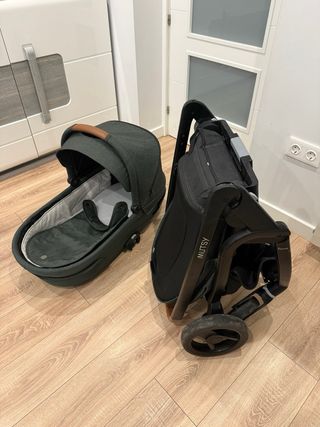 Cochecito Mutsy Flow 2 en 1 con adaptadores