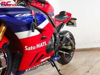 HONDA CBR 1000 RR R FIREBLADE SP