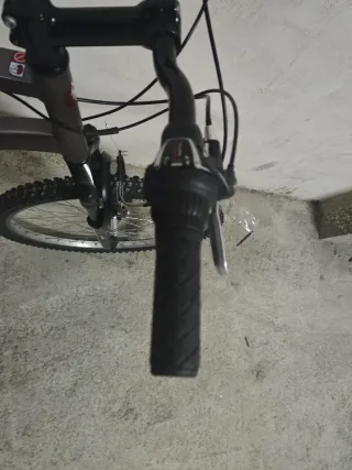 Bicicleta de montaña B'Twin