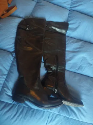 Stivali donna in pelle neri