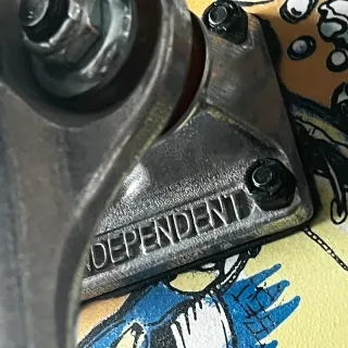 Skateboard Staab Ristampa Truck Indipendent