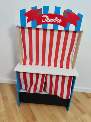 Mercadito y teatro de madera infantil