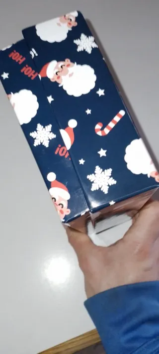 Box regalo tema natalizio mai indossate