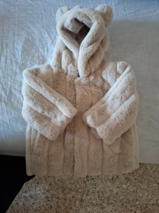 Abrigo bebé peluche con orejas
